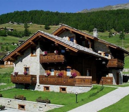 Residence Lo Peyo Champoluc Exterior foto