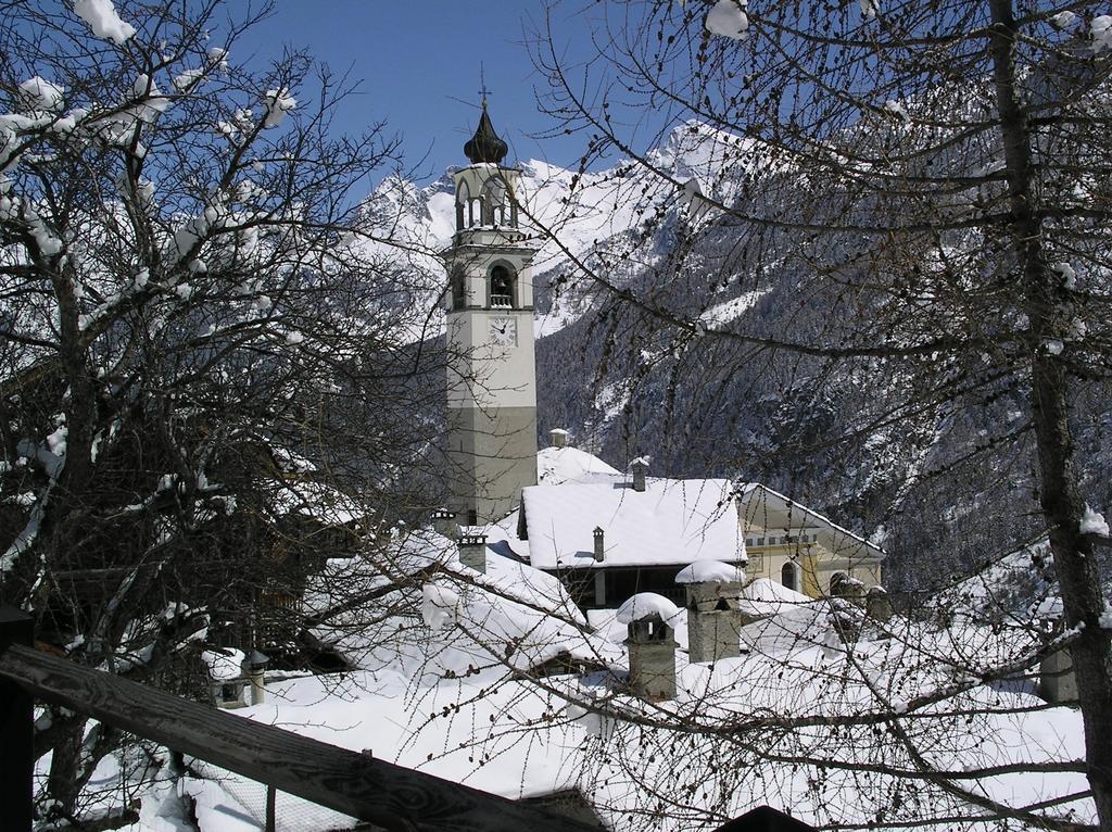 Residence Lo Peyo Champoluc Exterior foto