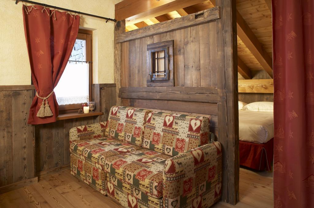 Residence Lo Peyo Champoluc Cameră foto