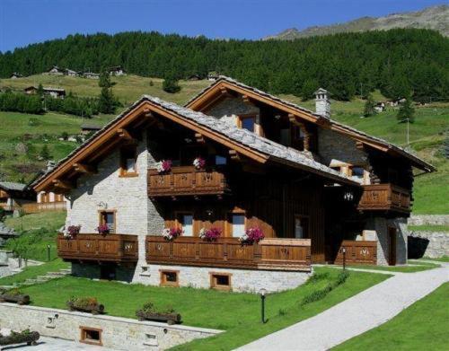 Residence Lo Peyo Champoluc Exterior foto