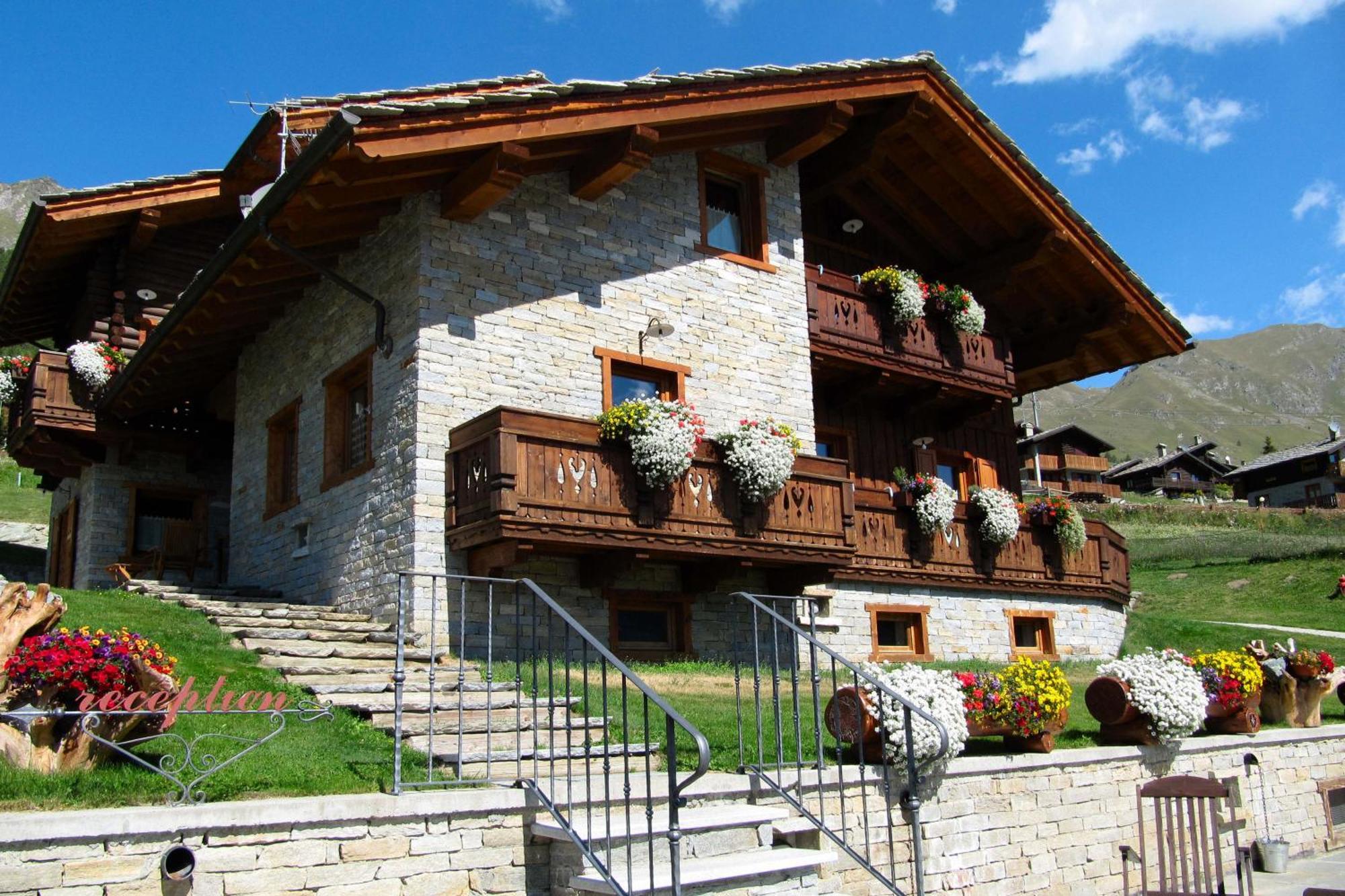 Residence Lo Peyo Champoluc Exterior foto