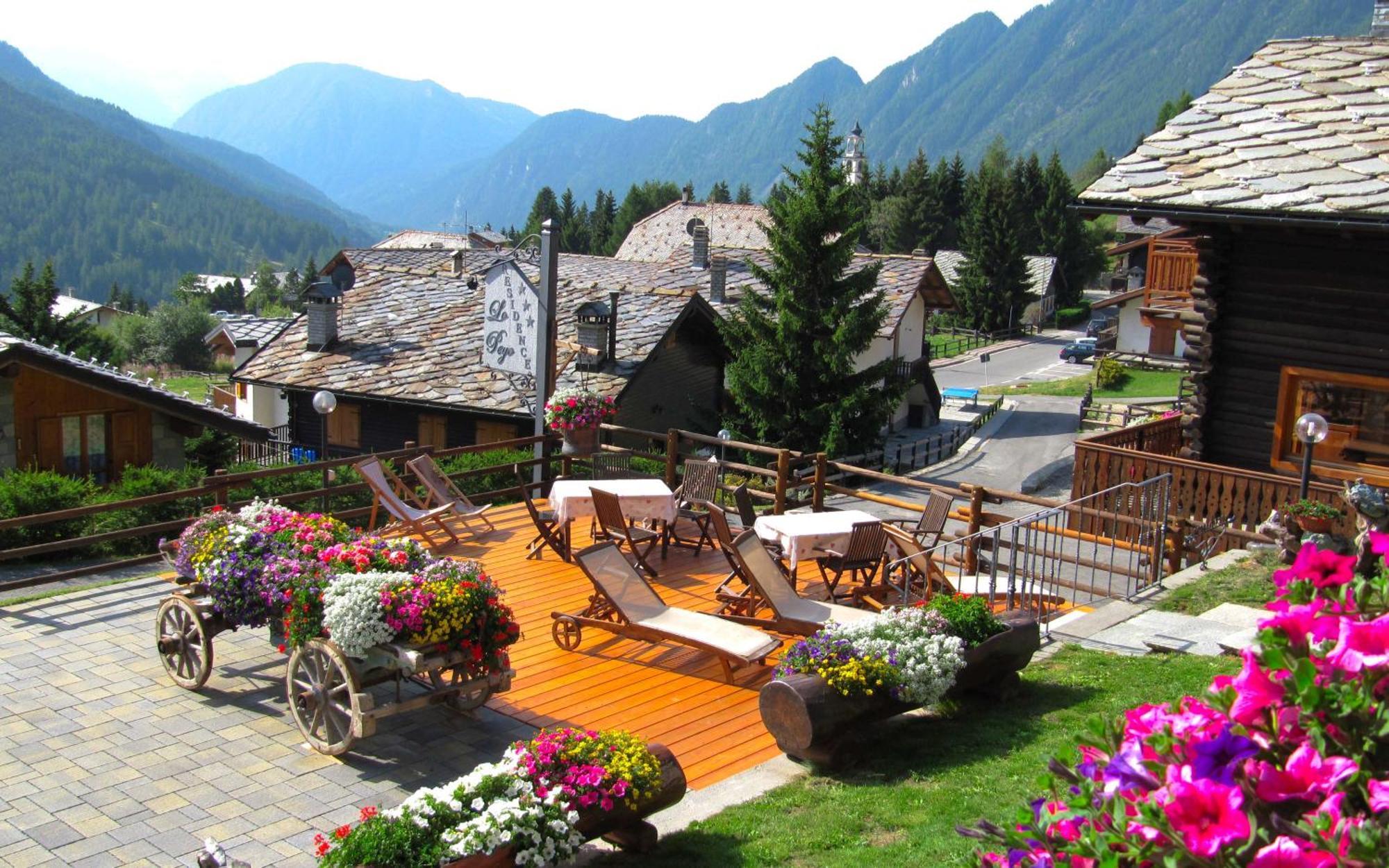 Residence Lo Peyo Champoluc Exterior foto