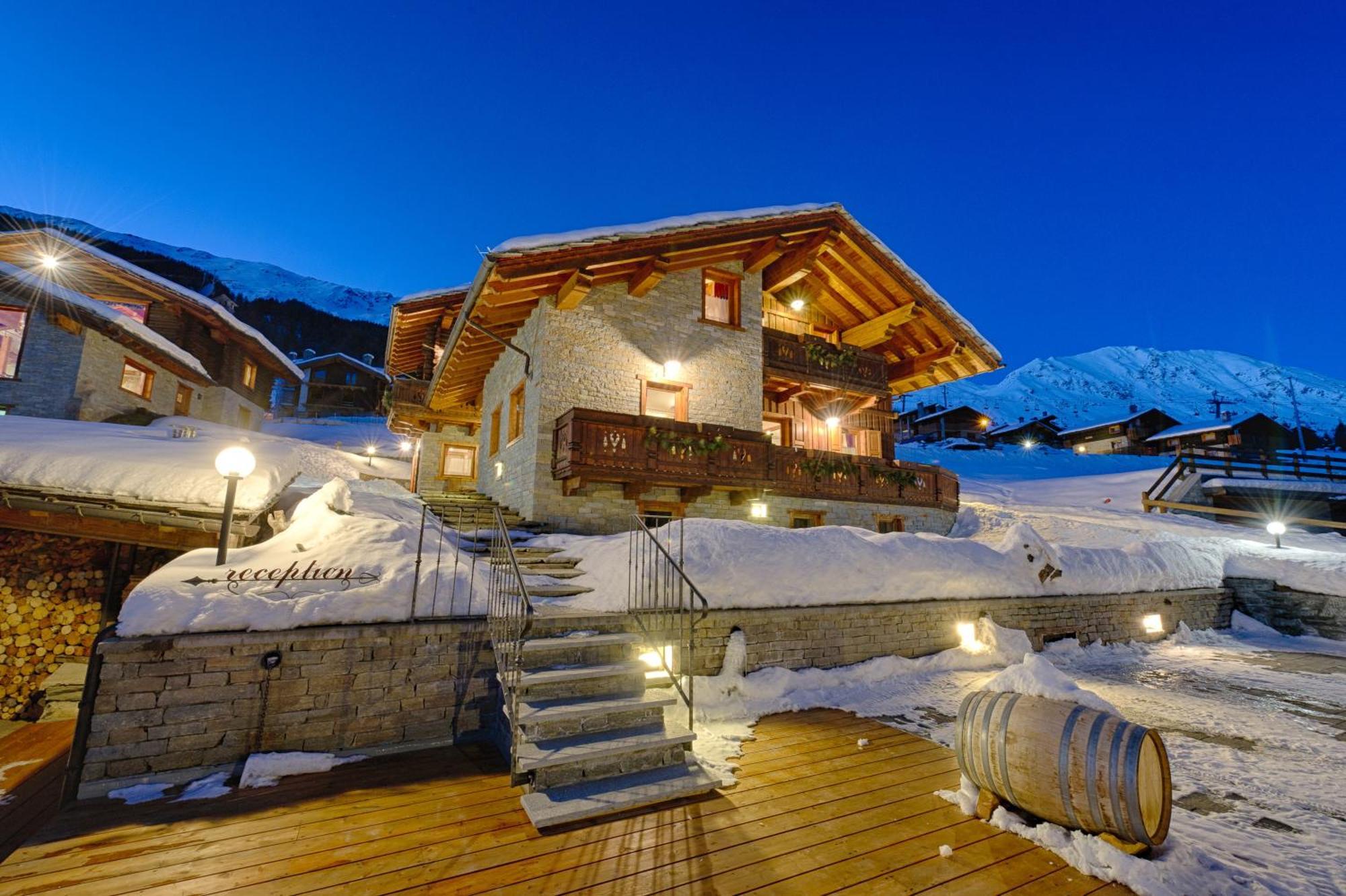 Residence Lo Peyo Champoluc Exterior foto